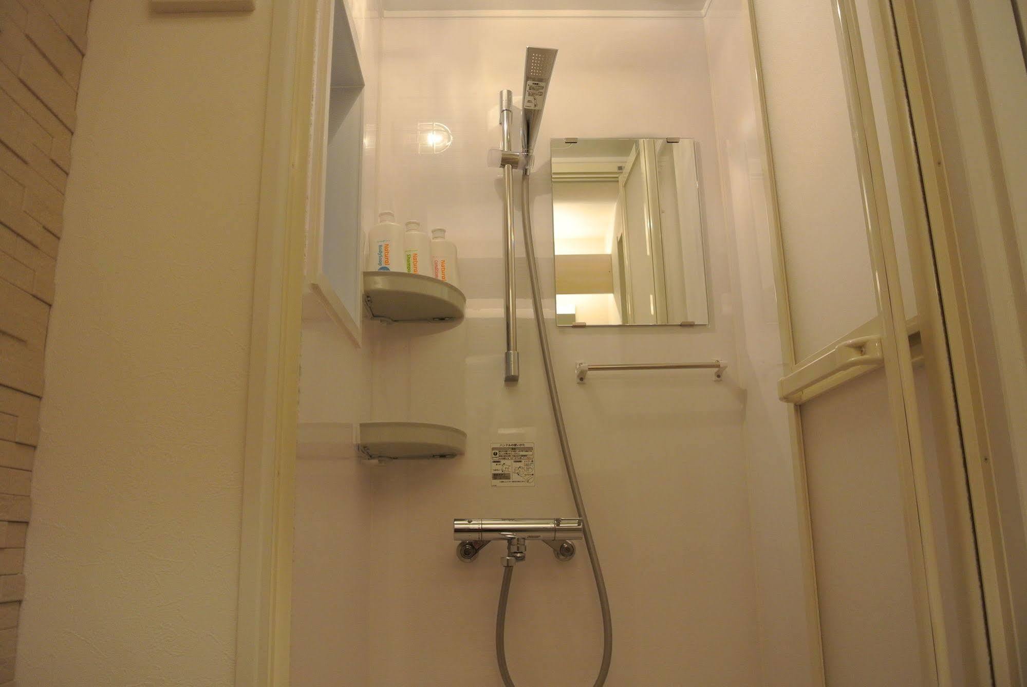 Backpackers Hotel Noosa Japan In Takatsuki Tonda Luaran gambar